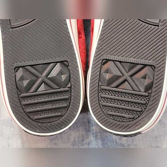 Converse All Stars Mens 9 NEW Red Leather + Snake Skin Look High Top 148837C - Picture 11 of 16